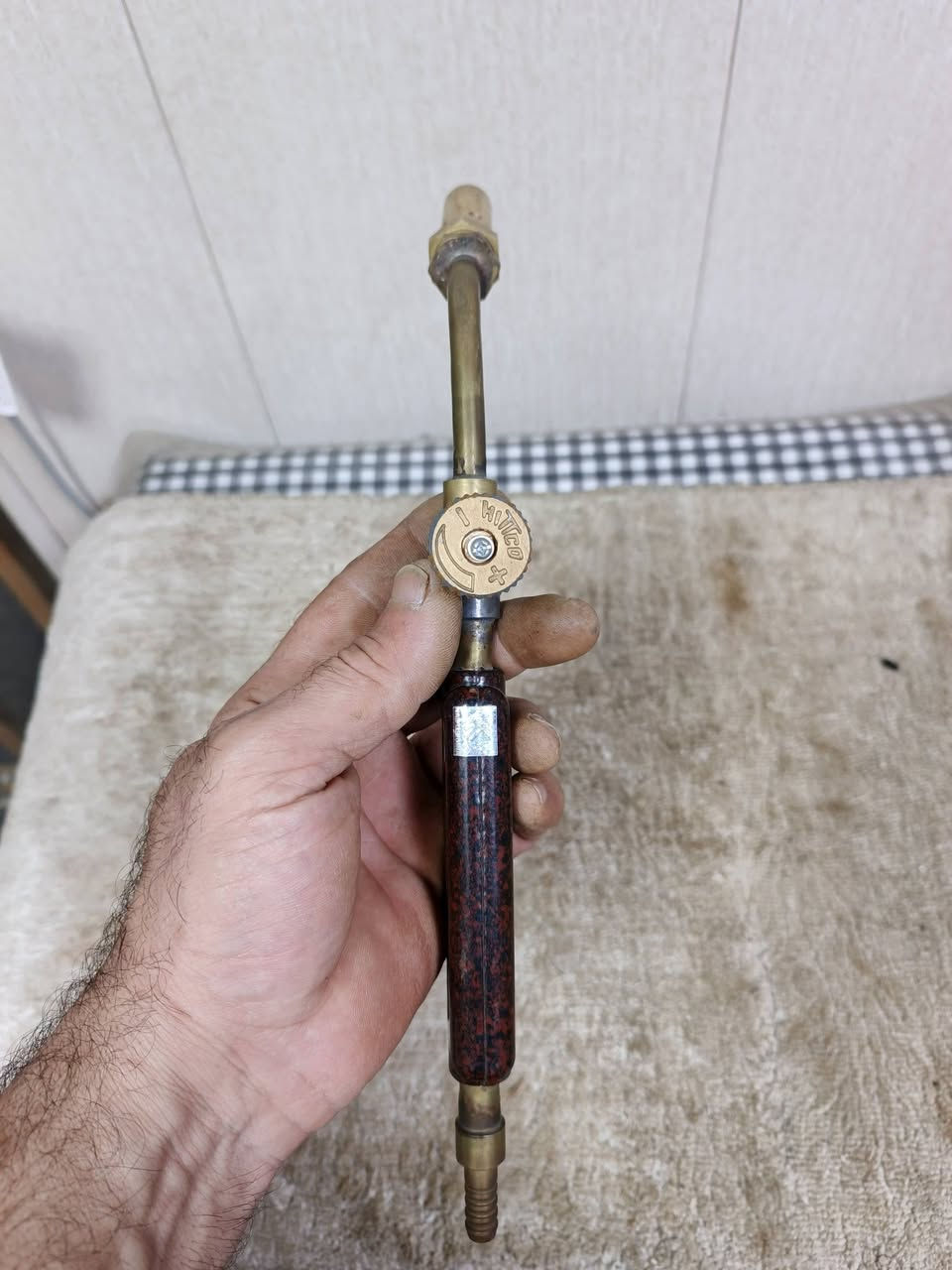 جهاز لحيم الاستفسار واتساب او ماسنجر***********
