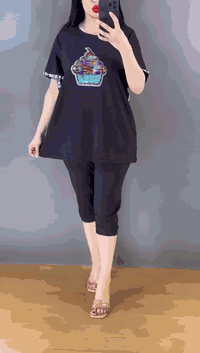 تراك  برموده نسائي.😍 

الخامه.😍 فانيله 😍

القياس فري سايز 

السعر.   الدرزن. 40 الف 

التوصيل بغداد 5 🚗🚗🚗

المحافظات. 6🚌🚌🚌 

للحجز والاستفسار مراسلة @noor_247

او مراسلة واتساب ***********
