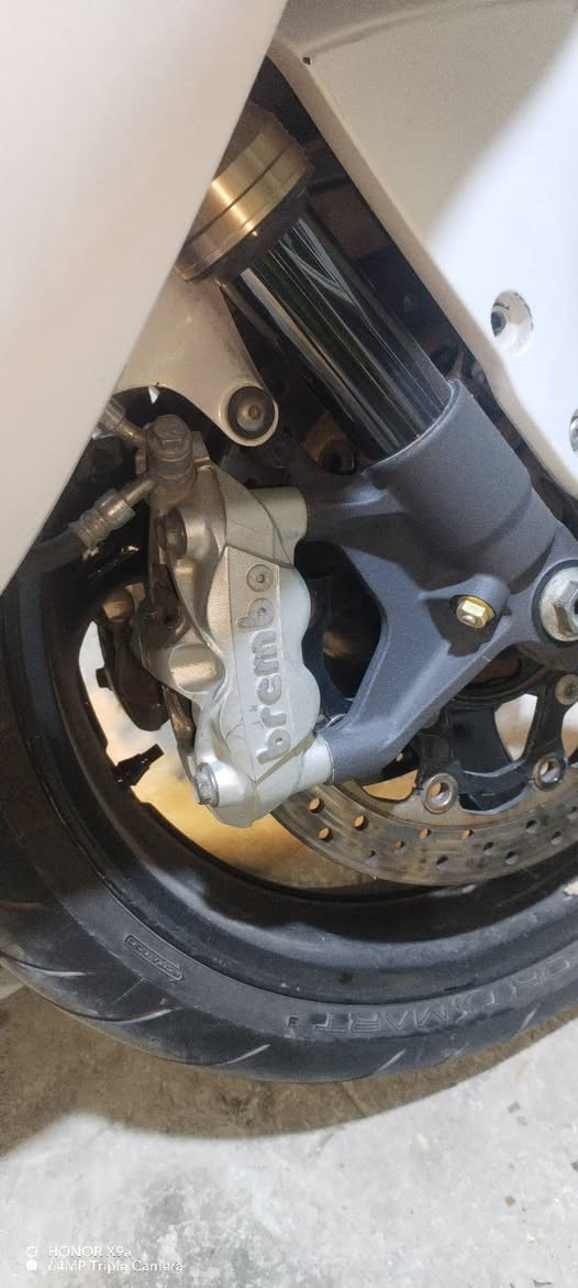 السلام عليكم هيبوزا 1300جيل الثاني رقم وسنويه دراجه نضيفه وحلوه الدراجه بيهه بدايت بگن شغاله وتمشي للمراوس حسب القناعه او بيع السعر ٣٥ ورقه اليجي يشلع عيوني عنواني نجف


**إذا كنت صاحب هذا الإعلان وتريد حذفه لأي سبب، رجاءا أرسل رسالة إلى الدعم الفني**