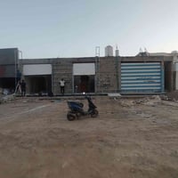 محلات للايجار • شارع رئيسي • الاسكان الصناعي