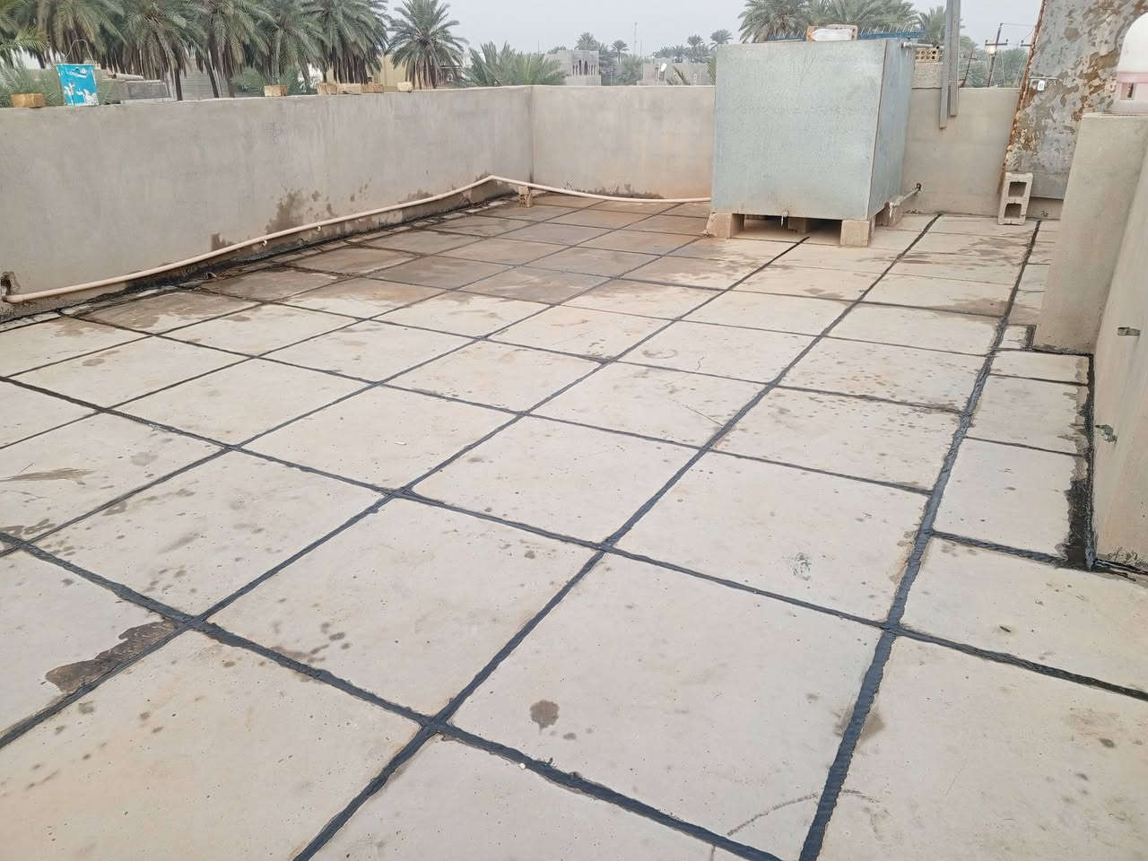 سلام عليكم  نشتغل #ماستك+#جير+#شتايكر  شغل درجة اولى عندك مشكله بالسطح تسريب ماء او يخر البيت اتصل وتدلل
# واسعارنه مناسبه نشتغل عمل + كرسته وعمل  ‏***********يوجد وتساب ⛈️🌨️🌦️
