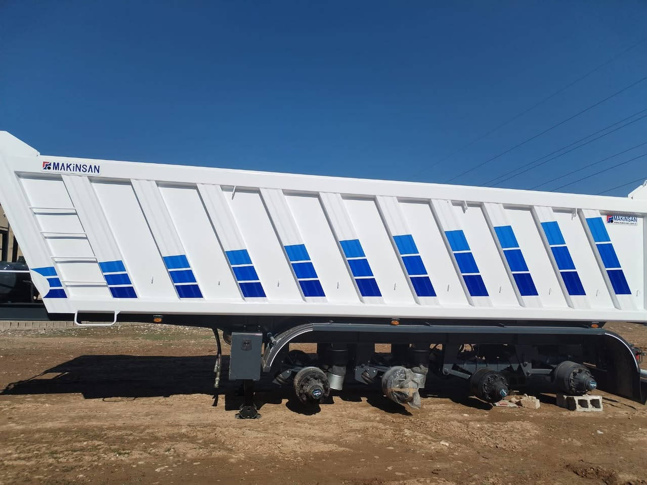 سلام وعليكم عرباين البيع 2 ماك نيسان وحدة 3دنكير وثانية 4دنكير لمكان لبصرة الكرنة ***********
