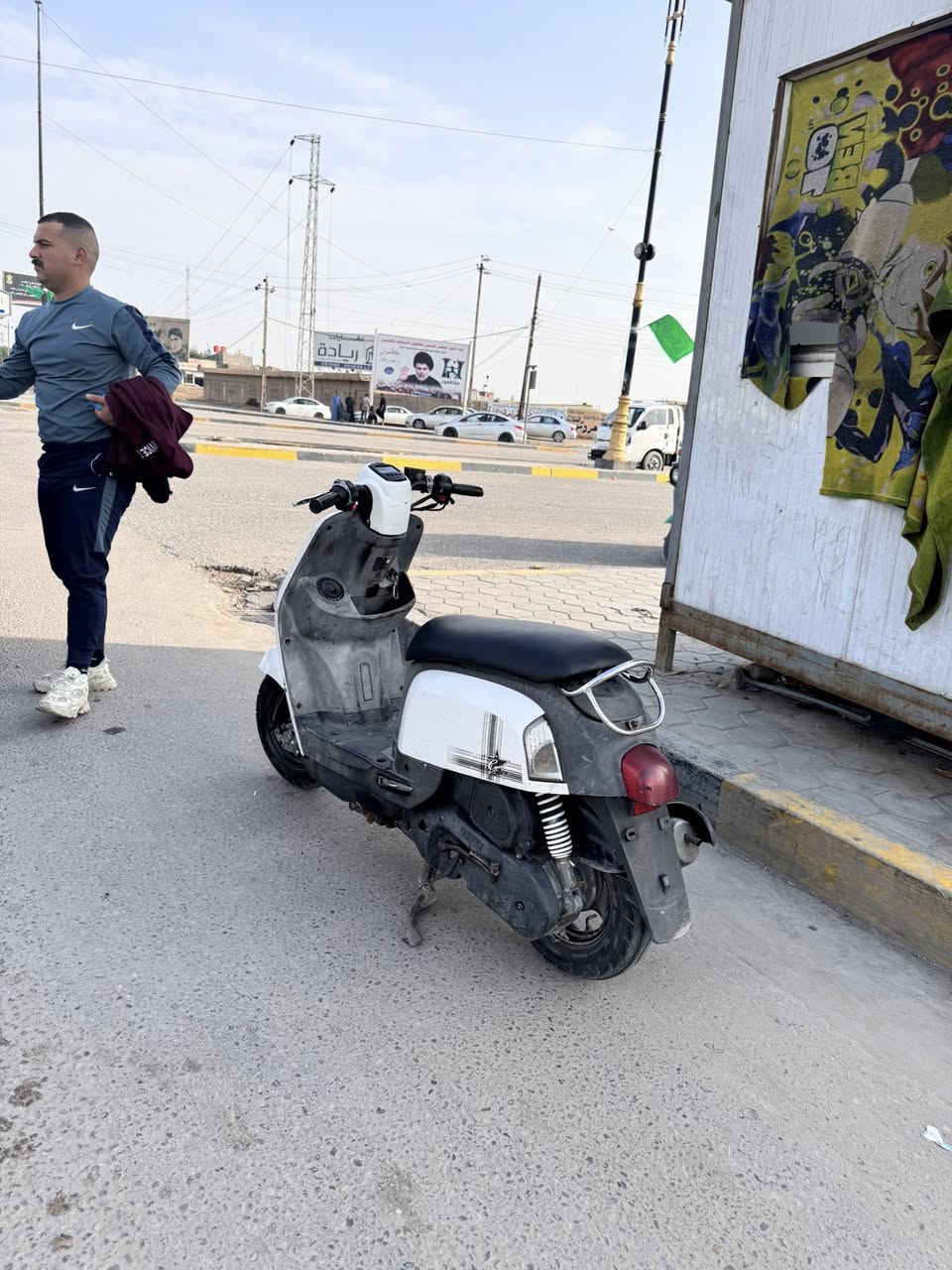 اسلام  عليكم
ماكس بوليس   نوزل (الدراجه كفاله من كلشي  ما فتوحه ) كلشي يشتغل بيها   الدراجه خرسه فوك ما تتصور   الدراجه ختم واحد ملاح بلادي  ختم واحد  مخليلها صفحه وهندر  انه محور الصفحه مالتها  الدراجه تاهم فوك ما تتصور  دبلات لايت اشاير  كلها شغالا  مكاني بصره كرمت علي  جسر الحشد  السعر 850 وبيها مجال وقمي *********** واتساب
