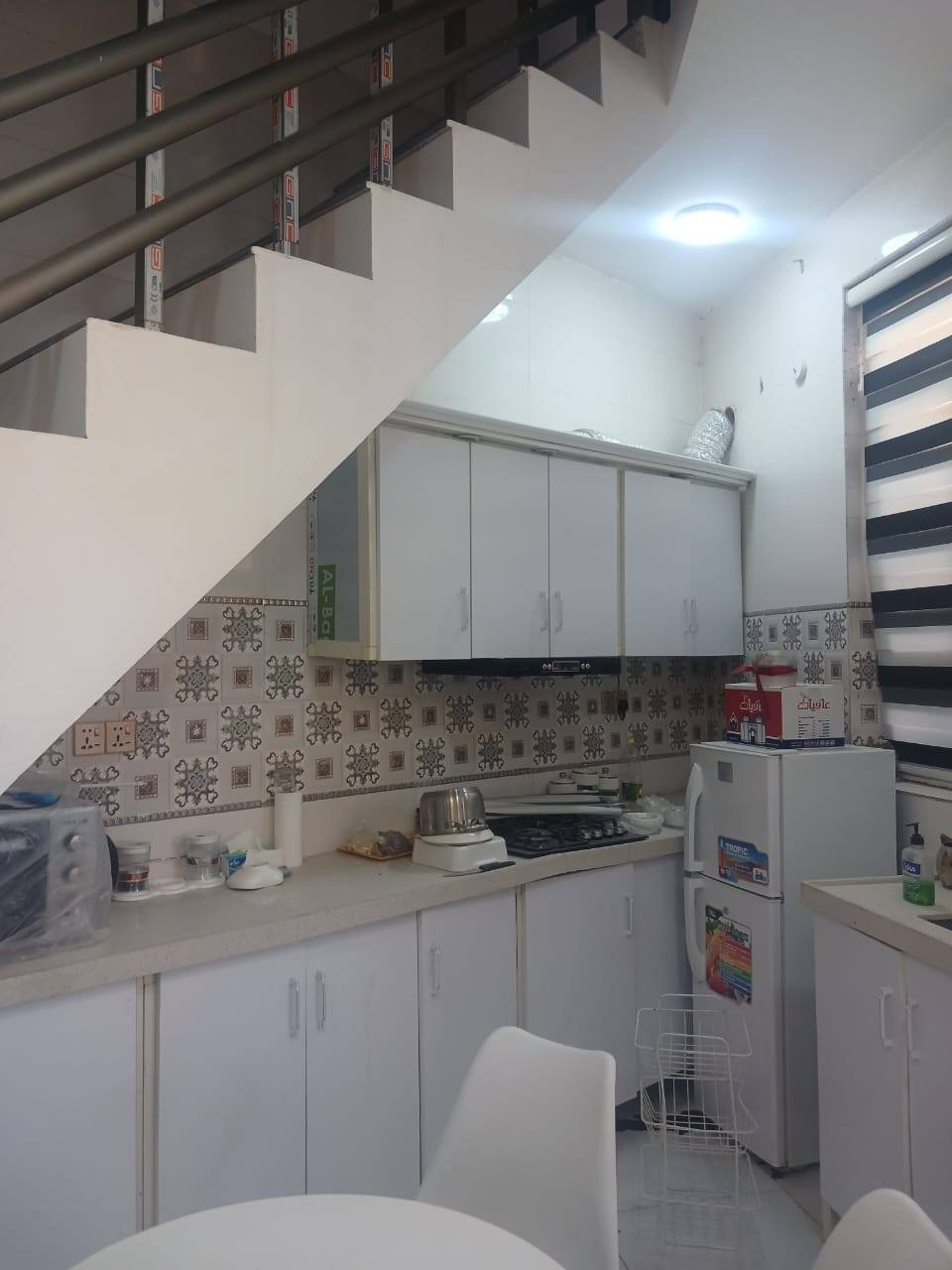 دار 🏠 للبيع
طابو زراعي سند ٢٥ 
زويـــــر الغربي 
قريب جدا من شط الحله 
شارع الغسل ثاني فرع 
المساحه ٩٨ متر الواجهه ٨ متر
طابقين 
الطابق الأرضي غرفة نوم وصاله ومطبخ 
ومجـمــــــــع صحـــــــيات 
الطابق الثاني غرفة نوم 
السعر ١١٢ وبي مجال بسيط 
للاستفسار ***********سيد علي 
مكتب الوسيط
