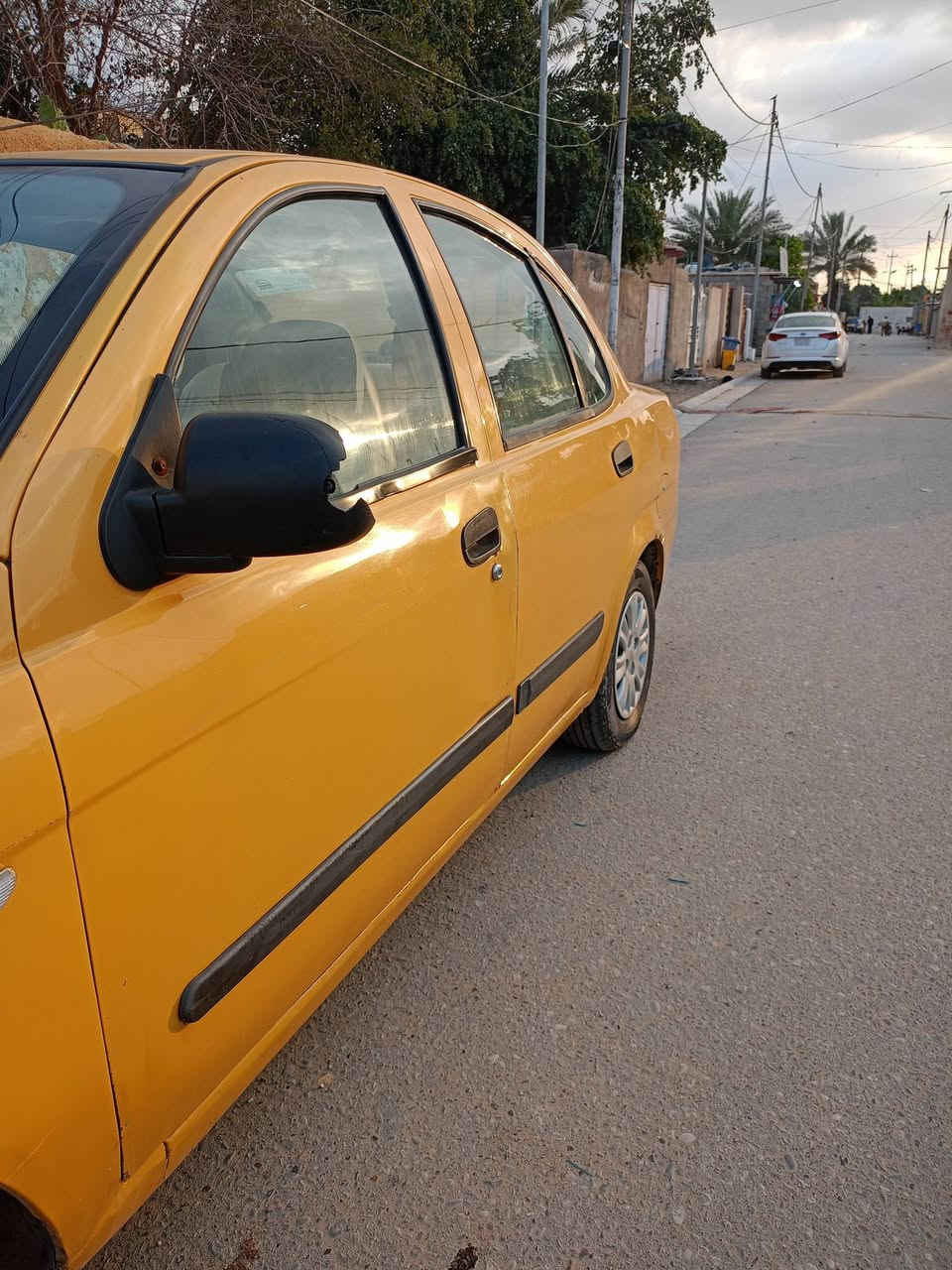 السلام عليكم
طيبه للبيع (مستعجل ) موديل 15بسمي رقم دولي سنويتها
2031 رقم بغداد مكينه خير من الله نقصها فقط تبريد شواصي نظافه فول  مامتواجد عل فيس ***********
السعر 34وبيها مجال قليل حك الجيه
