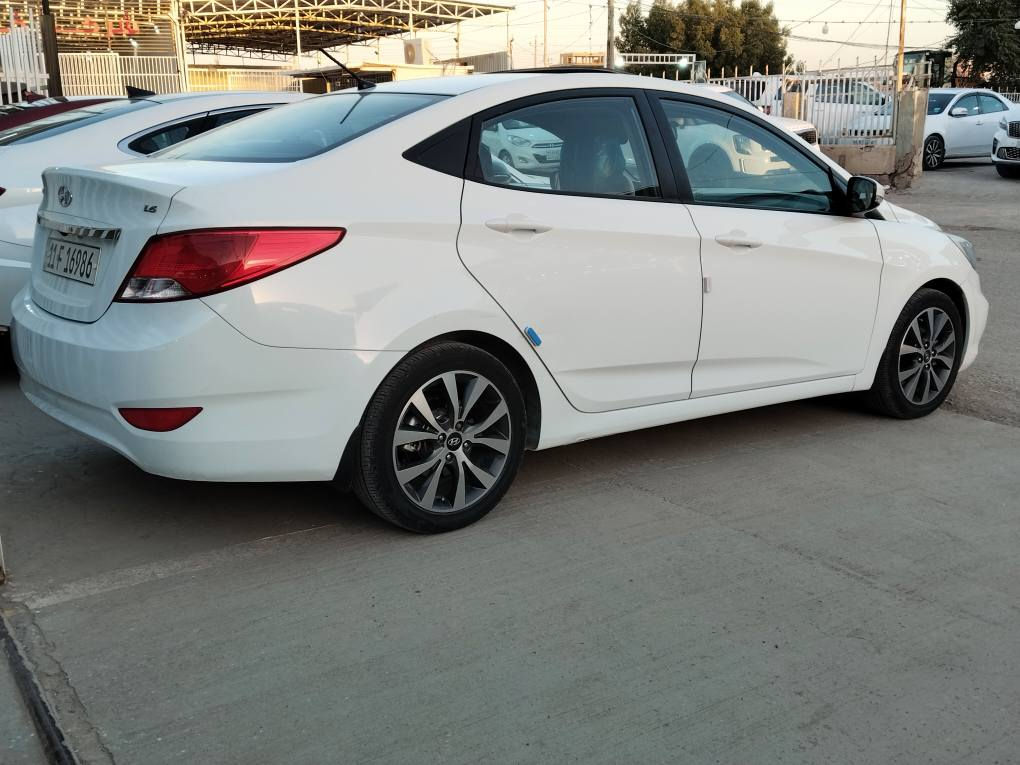 اكسنت 16
مكفوله من الضربه والصبغ والتبديل والبارد فقط شخط بسيط وما مكحله باب الخلفي مصوره 
فول مواصفات 
5ويل كروم 
فتحه سقف
4دسك
كامره وشاشه 
تحكم ستيرن 
رقم بغداد الدولي بأسمي 
مكان السياره النجف 
السعر 124$ورقه 
*********** النجف, العراق
