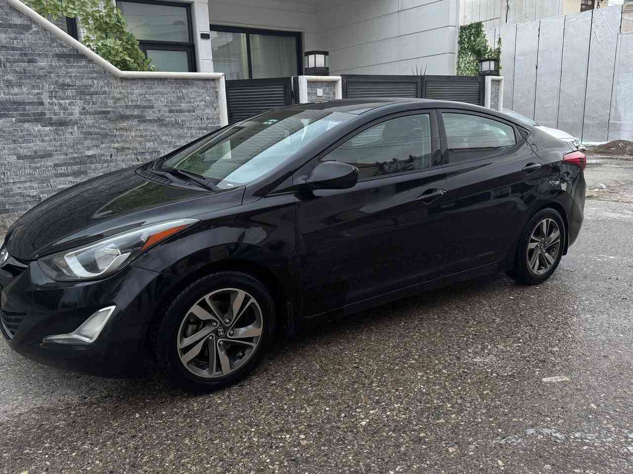 السلام عليكم النترا موديل 16 وارد امريكي كفالة من الصبغ مكينة كير حدادية تخم تاير تبريد كفالة بدون ايرباك ولا تبديل السيارة جديدة جدا هزة و سنوية جدد بأسمي السعر 114 الاتصال ***********
