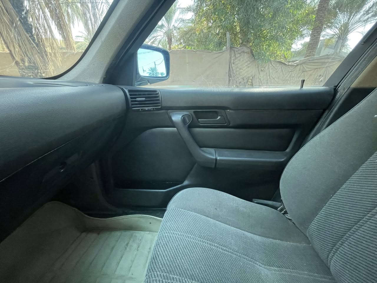 السلام عليكم ورحمة الله
bmw 525 تعمير كامل

يرجى قراءة المنشور بالكامل لطفا

السيارة بالحلة bmw 525

مسكر تك فانوس

السيارة ادامة كاملة يعني كل الي اذكره تبديل وحسب الاتي

كير محرك تبديل حاوية وبحالة ممتازة

بخاخات بلكات مجاول قبق واشر قبق ولفات 

مروحة كهربائية f01 مي راديتر اصلي مع تبديل واتر بم

قايش ورولات بالكامل تبديل

بطاين جاملغات تخم اصلي تفصيخ 

تايرات تخم قبل شهر

ويالة خلية اصلي

سنتر لوك مع الجام 

دسكات امامي خلفي مع بنزات مع سيم سايد بريك

حدادية امامي بالكامل وخلفية عربانه حاوية جديدة
كزوز كامل تفصيخ
سيستم بوب وجاملغات وبنيد وقبق جنطة والقديمات موجودات  ويه السيارة وصورهن مرفقات

غرفة مخمل كاملة بدلتها 

سلايد بدلته ١٧٠ الف

غرفة جنطة كاملة مع الاسبير خلية

فيتم بم اصلي مايلة مع الطوافة

السيارة جاهزة ماعندي اي نقص كهربائيات ملها شغالة ولا جطل حتى السلف والدينمو بدلتهن قبل اسبوعين

لايتات او بجم كامل

رقم انكليزي واسط باسمي

السعر ٦٠ ورقة عايزها صبغ فقط 

رفقت اكثر. من ٣٦ صورة للسيارة وللغراض الي وياها 

الي يحب يراسلني ***********
