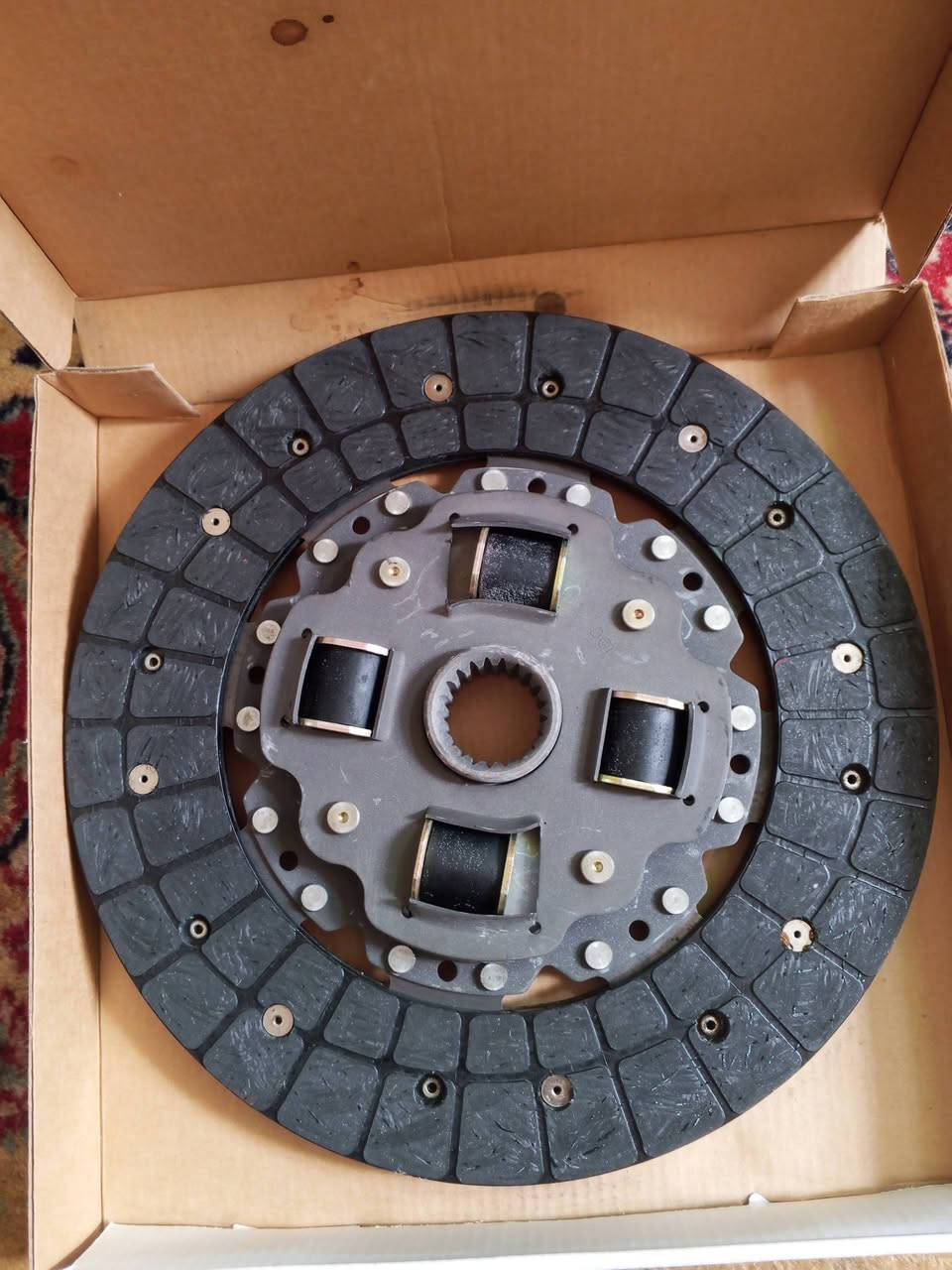 السلام عليكم
متوفر  جملة ومفرد 💯
صينيه كلتش يابانيه هايلكس هايسه بيكاب من شركه wAslN
 السعر (6) دينار العدد (60)وحده
رقمي 
***********
