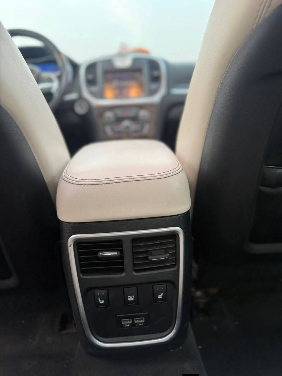 اوباما  ادوات موديل 2018اصل أدوات كصه وحده جنطه مكفوله من ضرر من امريكا صور ضرر منشوره   متومه بغداد الماني سنويه عضم عاج  وكامله دخول جديد بعده سبير منازل فول مواصفات  مواصفات فتحه بنوراما شفتات ستيرن كهربائي برده خلفيه داخل ابيضّ  كشنات جلد خزن ميموري كير موس  شاشه كبيره محرك 3600 سعره 77 ورقه مكاني ديالى  
***********
