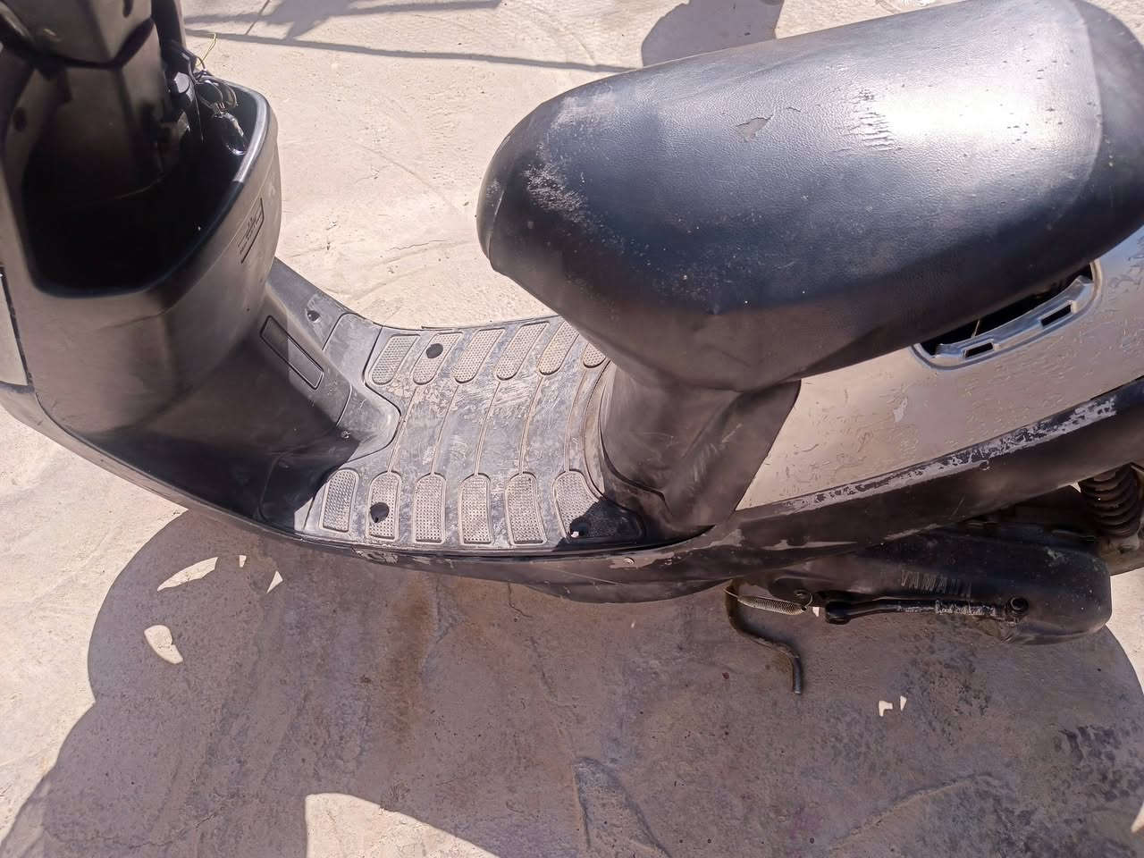 دراجه بزونه للبيع سعره 225 الف بيها اشويه مجال ‏‪***********‬‏
