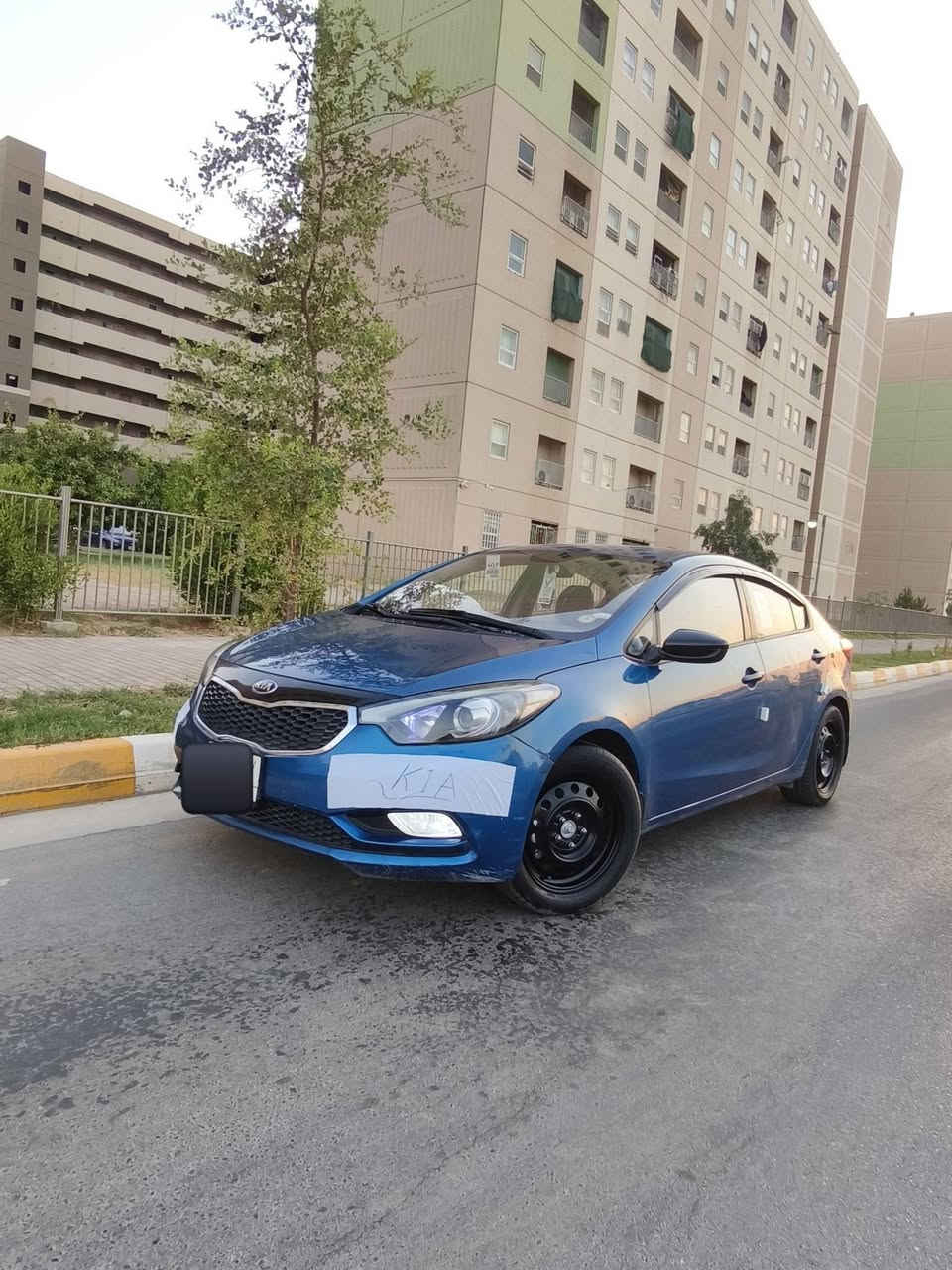 السلام عليكم
سيراتو مديل 2014 خليجي رقم بغداد بدون حادث بيه جنطة وربع جاملغ خلفي فقط وبيه مكانين بارد بدون لغد وشاصي وارباك السيارة جاهزة كير محرك تبريد محرك 1600 دوش كير AT صدر جديد تخم تاير جديد السيارة مابيه اي نقص مال جناي السعر 94 وبيه مجال بسيط مكاني بسماية الهاتف ***********
