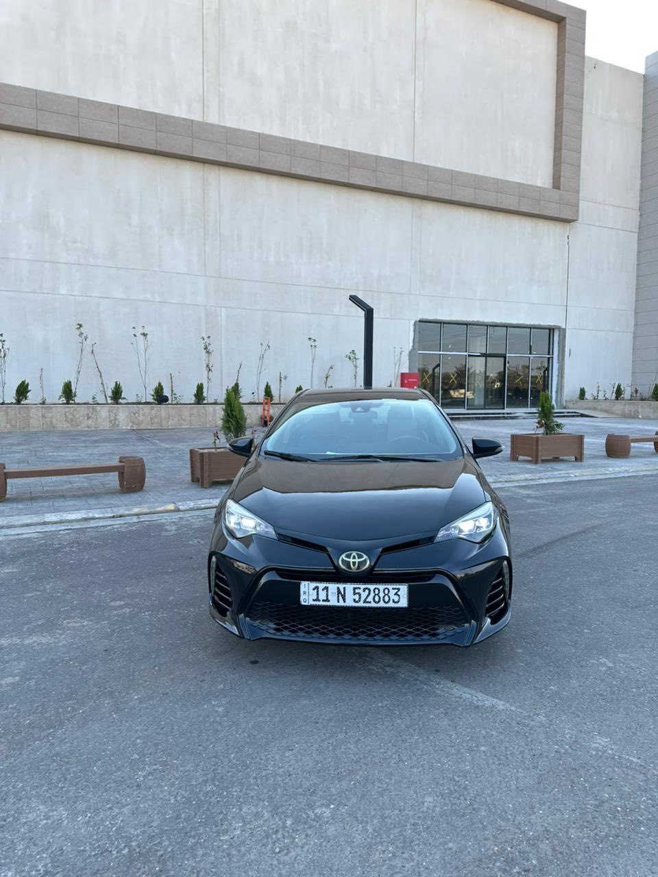 السلام عليكم
كورلا 2018   Se
لون اسود ملكي 
لاست عدسات زنون 
رادار 
تحكم ستيرن 
كروز سرعه 
مانع نزلاق 
اشاره بلمرايه 
مرايه هيتر 
ويل كروم 17 
شاشه كبيره 
كامره دوار 
السياره جديده لوك 
ضررها جاملغ وبنيد شرط بدون دواخل 
رقم بغداد بأسمي انكليزي 
بسعر مناسب جدآ 131$ فقط 
اعتذز عن المراوس والدين 
للاتصال ***********
مكاني تكريت القادسيه
