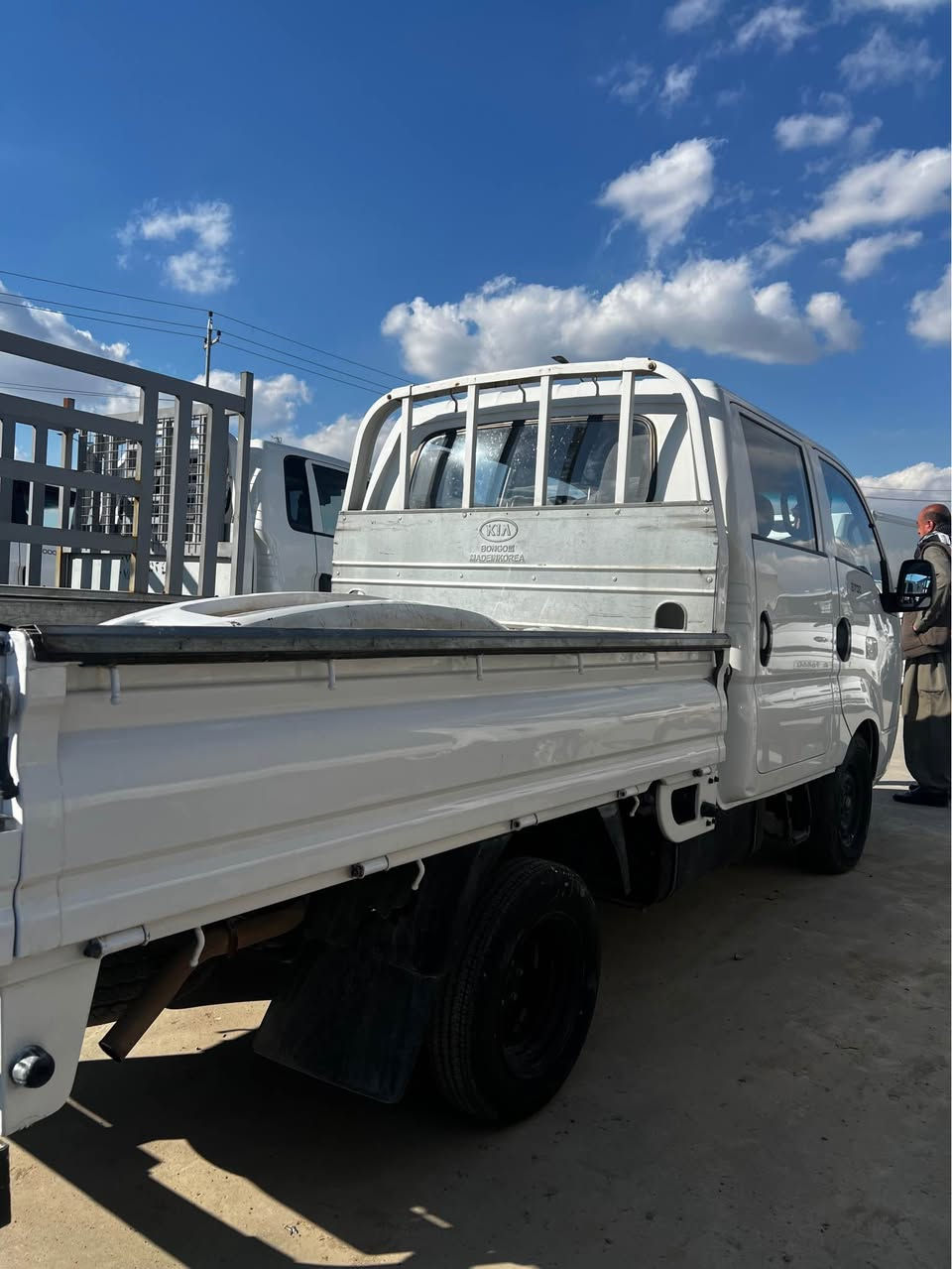 کیا ٢٠١٥
دەبڵ قەمەرە 
سەنەوی تازەتا ٢٠٢٩
 بێ بۆیاغ بێ کرانەوە
سەیارەکە تابڵێی تازەیە 
گێڕو مەکینە بەشەرت 
***********
***********
150$
سلێمانی السليمانية, العراق
