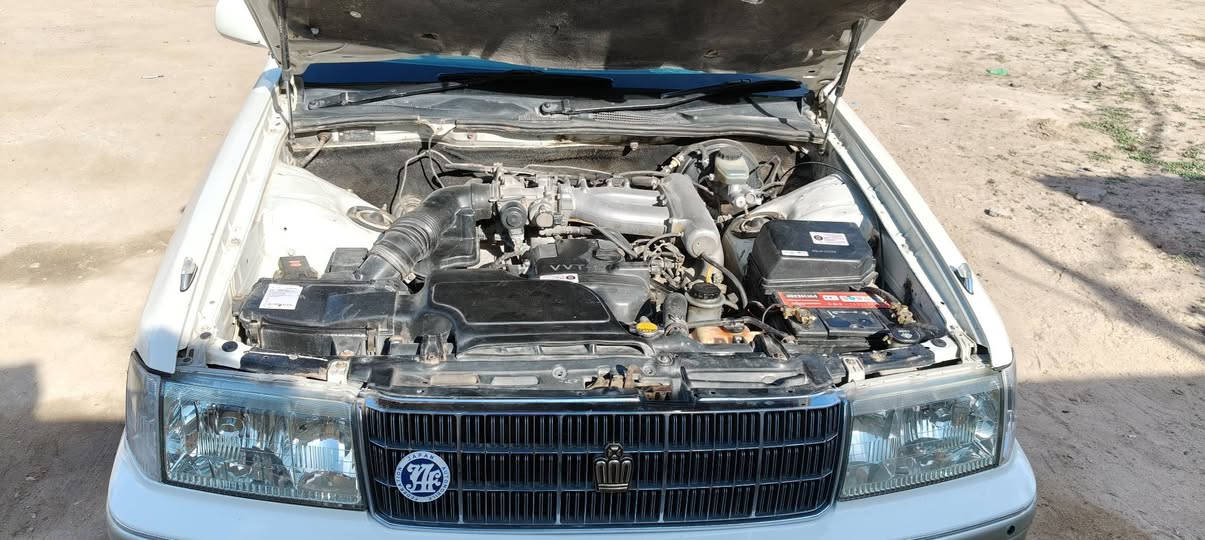 سلام عليكم من رخصه الادمن
راس الثور فلات 1997تحويل ثاني يوم 
رقم بصره انكليزي بأسمي
كفالة كافة الاصوليات من كص ونقل وكير
ومكينة300vvt
 حدادية خلفيه جديده صارلي شهرين من مسويه ✅
وحدادية اماميه نص عمر
كهربائيات من الجاملغ لجاملغ كله شغاله 
وتبريد شغال 
لايت زنون اصلي
دشبول ايسر بلاد
كلشي اعرفة بالسيارة كاتبة والباقي شوف العين 👀
السعر 110وبيها مجال قليل 
العنوان بصره ام قصر
***********
