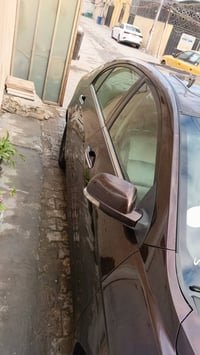 اخوان جيلي امكراند 2013لون مميز السياره كلها بلاديه رقم بابل بسمي سنوي...