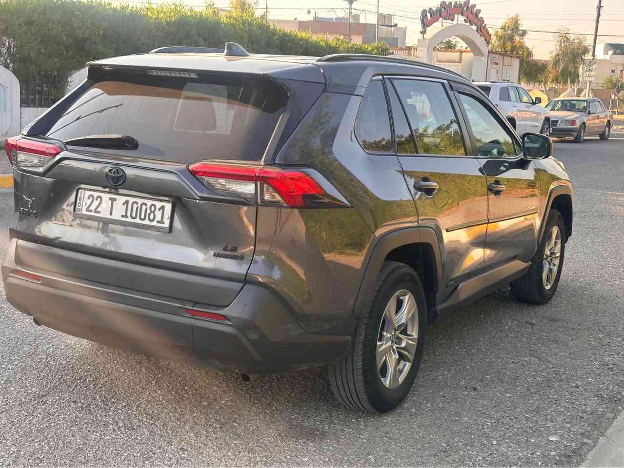 بيع او مراوس

راف فور 2022 هايبرد مواصفات Le

الضرر كما موضح في الصور

 تعديل بارد بدون صبغ 

ايرباك برده طاك 

رقم اربيل 

المكان كركوك 

ماشية 70 الف 

للاستفسار الاتصال بالرقم 

*********** كركوك, العراق
