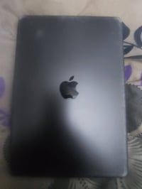 ايباد ٩ • ٢٥٦ • خدش بالظهر