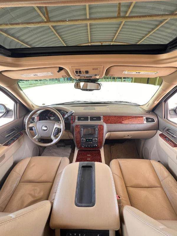 تاهو 2012 LTZ خليجي سيارة بيها مدكر خلفي 
بأسمي سعر 190 فول موصفات كلش *********** البصرة, العراق
