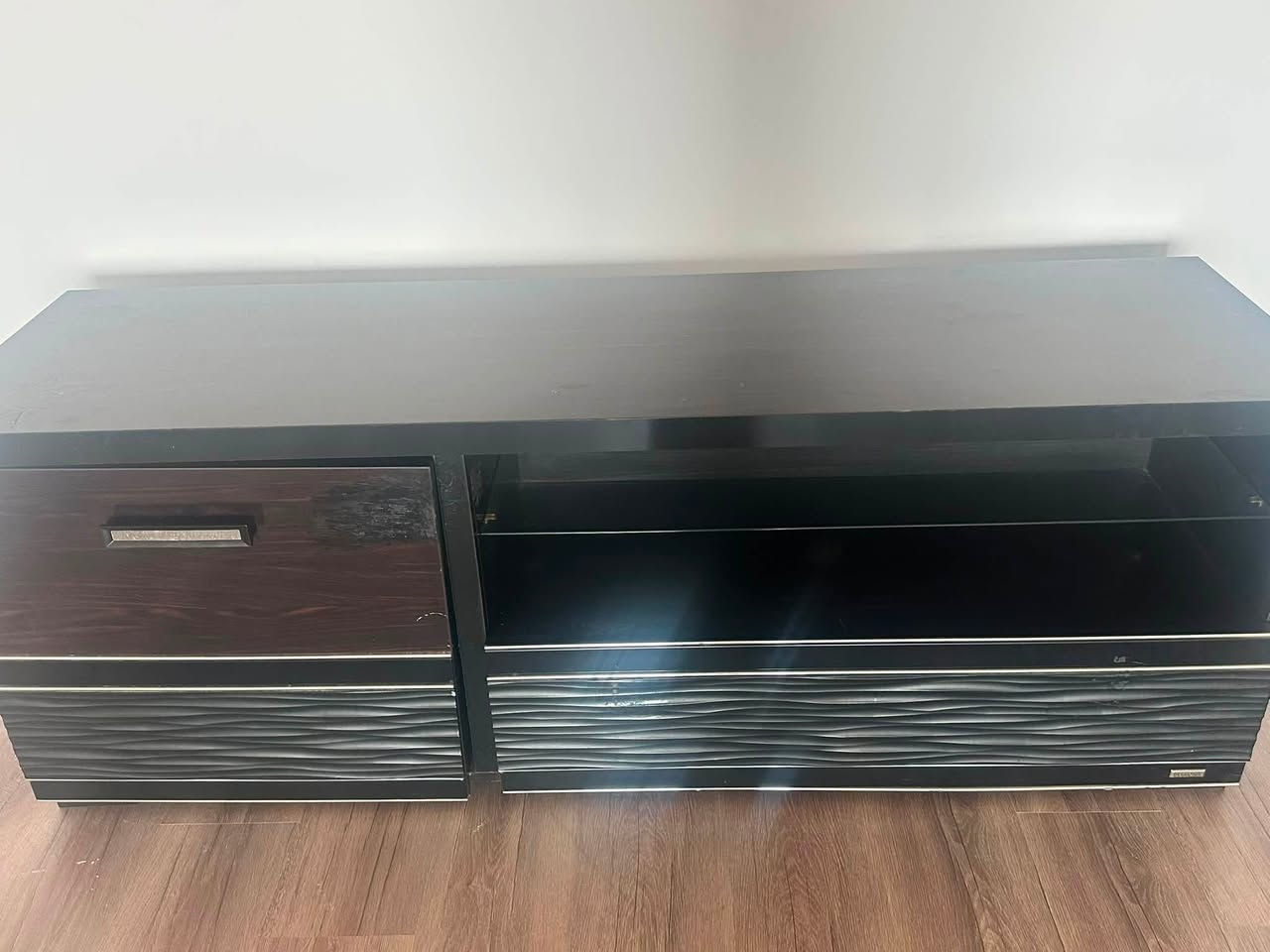 اغراض للبيع المستعجل  بسعر مناسب جدا


**إذا كنت صاحب هذا الإعلان وتريد حذفه لأي سبب، رجاءا أرسل رسالة إلى الدعم الفني**