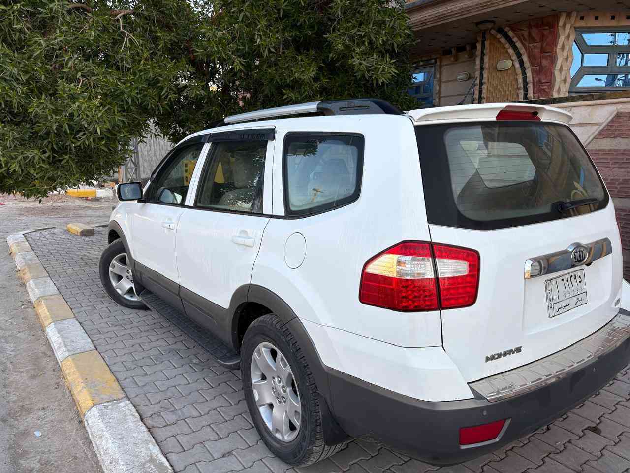 مهافي 2015  خليجي الشركة الدوليه العراقيه مكفوله كفاله عامه  شرط من شخط.  ماشيه ١٠٨ الف  رقم ديالى محرك 8  سلندر كير ومحرك ع وضع الشركة سلايت روف مري شفط + اشاير مري لايت زنون شاشه بلادي  السعر ١٩٠ بي مجال بسيط 
***********
