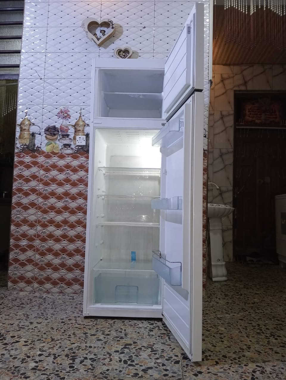 ثلاجه ١٨ قدم نظيفه جدا السعر ٢٠٠ مجمده ١٢ قدم ١٧٠ الشراي خاص يوجد توصيل


**إذا كنت صاحب هذا الإعلان وتريد حذفه لأي سبب، رجاءا أرسل رسالة إلى الدعم الفني**