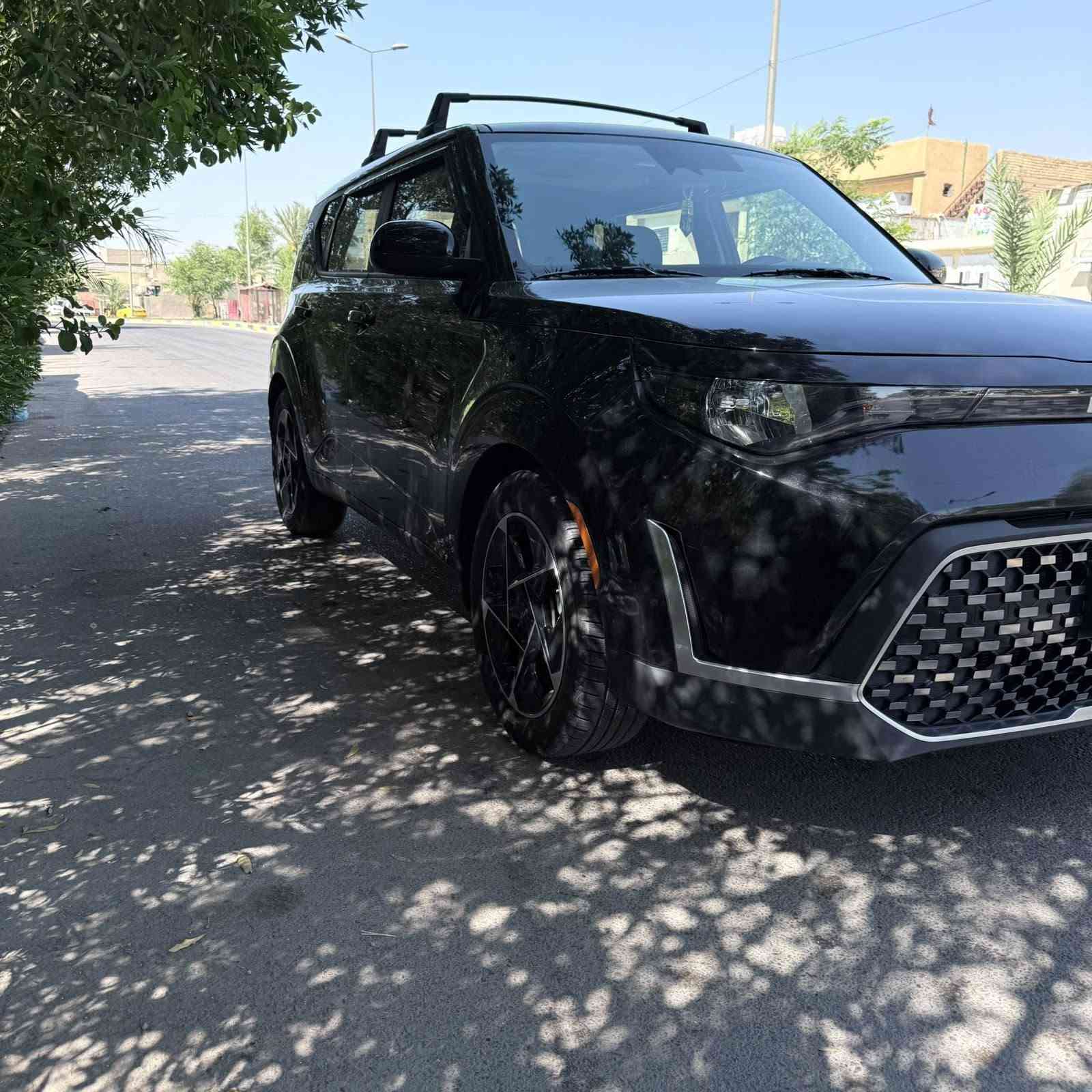 165$
سلام عليكم للبيع كيه صول 2023
فول واحد على واحد 
محرك 2000دوش
كشنات كهرباء 
تتفئا بل كشنات
فول تحكم ستير 
شاشه جبيره 
ابل كاربلي 
توقف ذاتي 
نضام اوتو بك
بصمه تشغيل بصمه ابواب تشغيل عن بعد
صور الحادث بل منشور
بدون دواخل لا شواصي ولا براكيتات بدون إرباك
السعر 165 وبيها مجال
العنوان بغداد العضميه 
للاستفسار ***********
