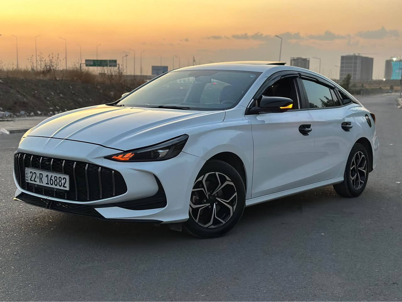 MG GT 2025 🔥
ئێمجی جی تی ٢٠٢٥ فوول مواسەفات 
(مواسەفات : پێش و پشت لید - ویل کڕۆم - ئاوێنە ئیشاڕە - ئاوێنە شەفت - یەدە بەسمە - سلایت - شاشە ئەکتیڤ - سوکان ڤۆلیۆم )
سەیارەکە زۆر خاوێنە تەنها دوو PDR بچوکی هەیە 
بێ سبوغ بێ تەزرە 
جوانکاریشی بۆ کراوە
نرخ : 116$ 🔥 
شوێن : هەولێر 🔥
پەیوەندی : ***********🔥 Singapore
