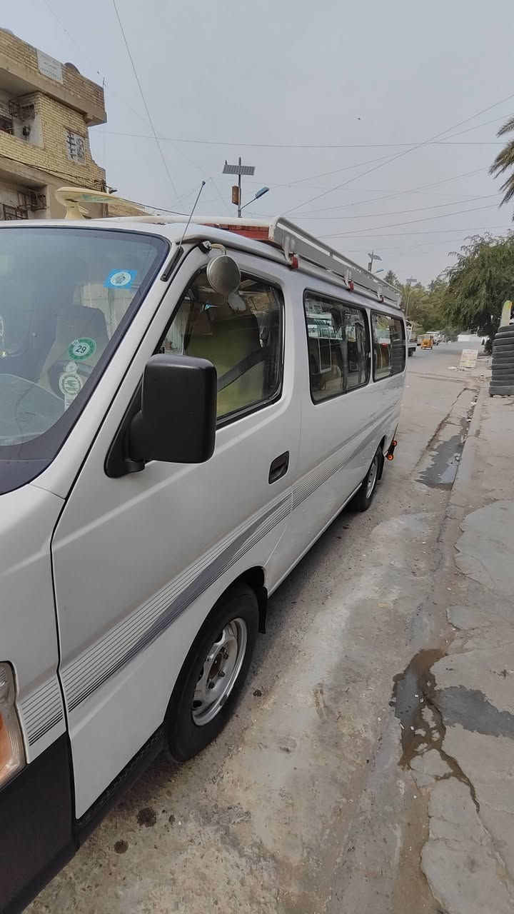 سلام عليگم نيسان يورفان موديل 13 لرقم كربلاء  السعر 170 وبيها مجال قليل ***********
