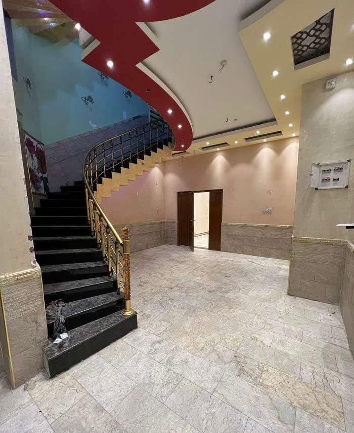 بيت طابقين للبيع في البصره منطقة في الحكيميه موقع ممتاز جداً البيت حديث ونظيف جداً
.
جنس العقار / طابو ملك صرف باسم شخص واحد 
مساحة البيت 125 متر وشارع عريض

مواصفات البيت / يحتوي خمس غرف منام ، صاله استقبال ، مطبخ ، صحيات 
.
السعر 450 مليون 
.
للمعلومات اكثر 

الاتصال على الرقم الموضح ***********
او زيارة موقعنا 
البصره _ شارع عام حي الزهراء _ قرب مستشفى النفط 
الذهبي للاستثمار العقاري
مجاز قانونياً
