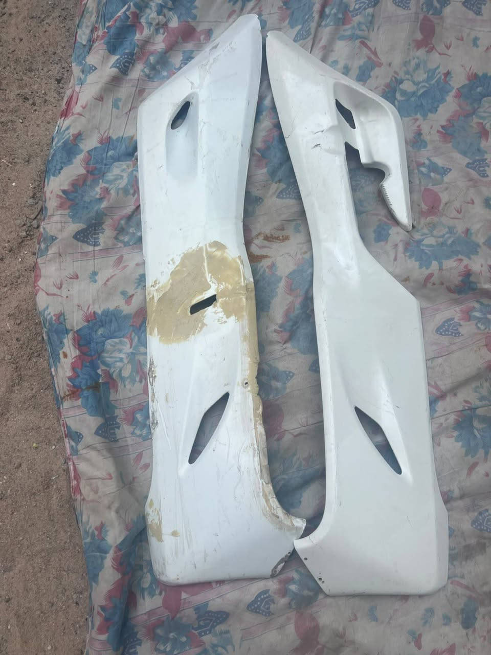 جميع الكفرات لل010موجود بس اصبغ وشد  و موجود توصيل الى جميع المحافضات (فقط بيه تصليح وتصليح مضبوط كلفني 100الف)


**إذا كنت صاحب هذا الإعلان وتريد حذفه لأي سبب، رجاءا أرسل رسالة إلى الدعم الفني**