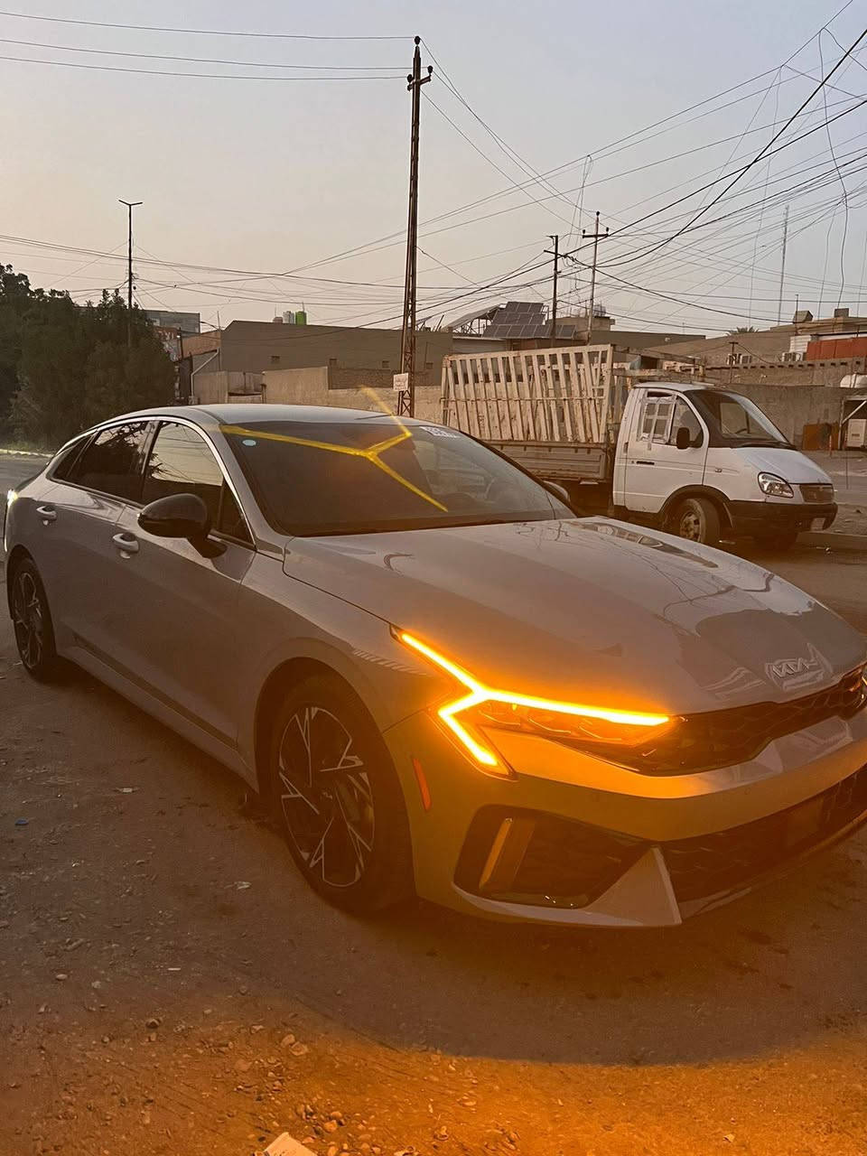 السلام عليكم
للبيع 

KIA K5 GT LINE 2025 

كيا كي فايف لون اسمنتي مميز موديل 2025 جيتي لاين 

مواصفات 

 

 فول ماعدا بانوراما

بصمة

رادار امامي 

رادار بالمري 

تشغيل عن بعد 

كشنات جلد 

شاشة جبيرة 

كار بلي 

كاميرا خلفية 

AUTO HOLD 

كشن كهرب 

وباقي مواصفات المعروفة جتي لاين

ماشيه 12 mi 

  الحادث مرفوقه مع المنشور 

عنوان السياره: بغداد زيونه📍 

 رقم فحص موقت منفيس ابسمي

 السعر : 195 ورقه بيهه مجال حق الجيه 

***********📲📞
