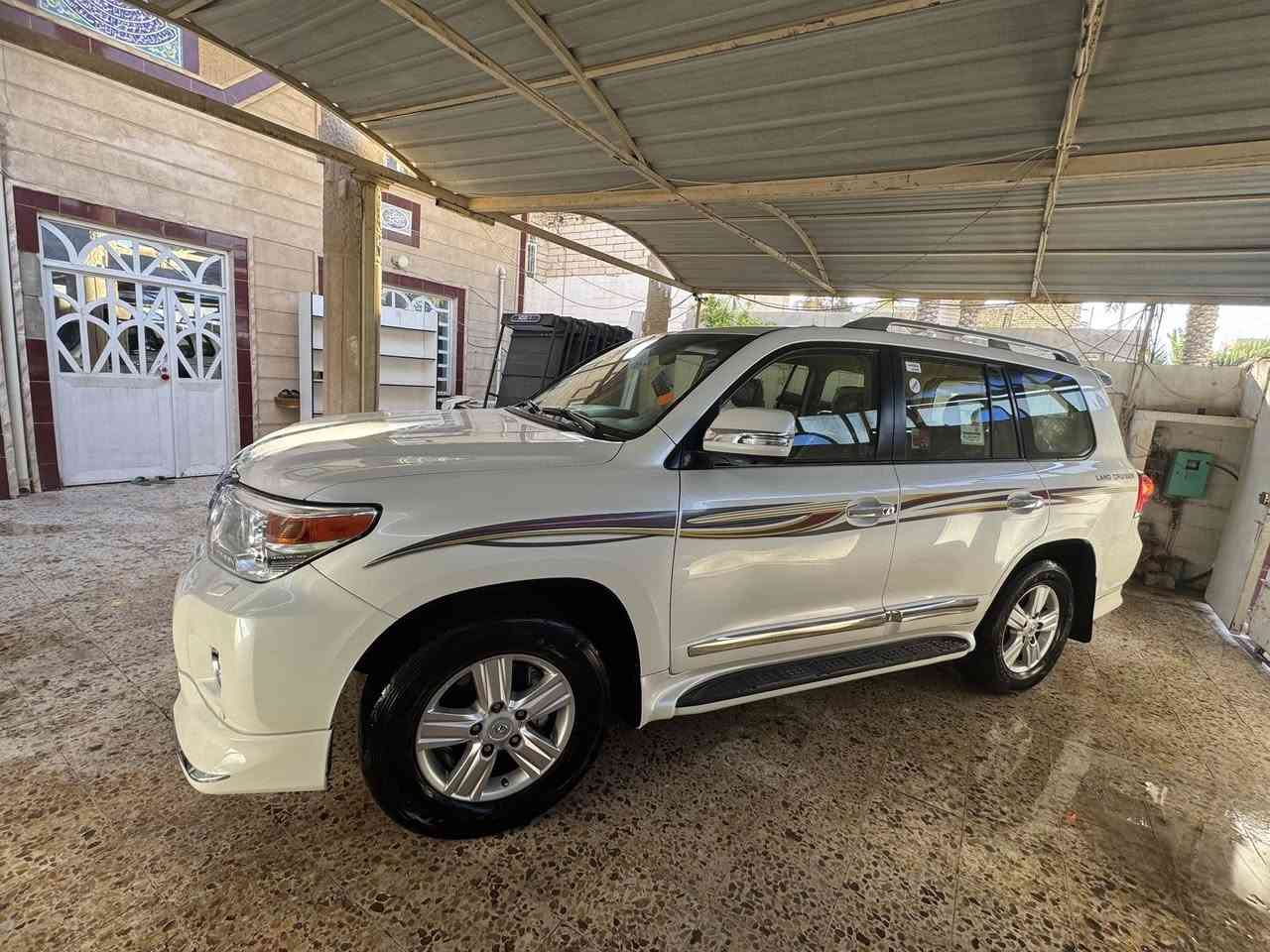 السلام عليكم
للبيع لاندكروز مديل 2013 رقم بغداد مكفوله وجديده بمعنى الكلمة 

السياره بريم محرك 8 سلندر

السيارة جاهزه من كلشي ماشيه 130 الف

مكان السياره بالنجف الاشرف

السعر 380$

هذا رقمي للتفاصيل 

***********

***********
