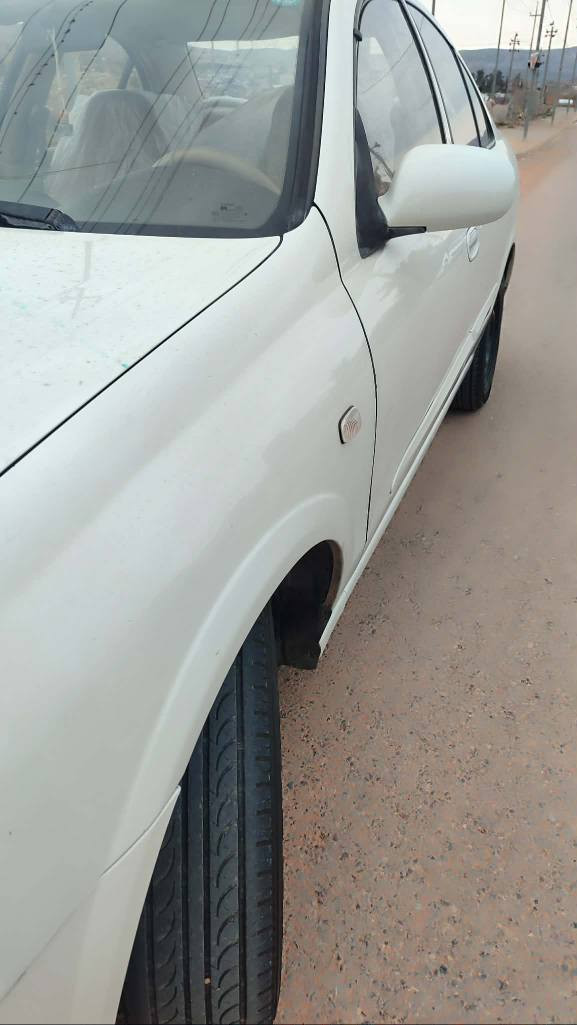 نیسان سەنی مۆدیل 2009 سپی سەدەف  بێ بویاخ تۆماتیک ناو زەرد سەنەوی تەواو بوگیرو مەکینەو تەبریت توندو تولی بەشرت چوار تایەی تازەی لەژیرە***********یان*********** كويسينجاك, أربيل
