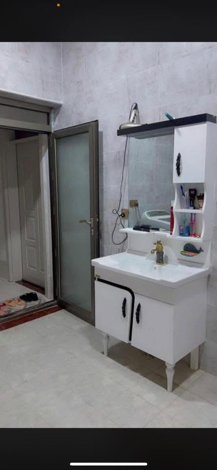 البيت للبيع يرهم مقدمة والباقي اقساط
طابو زراعي العلم شارع الزيتون  

البيت عل شارع ركن 

المساحة ٦٠٠ م البناء ٣٣٦ م 

٣ غرف نوم 

مطبخ 

وهول 

ديوانيه ٥/٨

سقوف سحب كل البيت 

صحيات داخليه وخارجيه 

 البيت كامل وجاهز  

مطبخ حديث تركي ٧ امتار 

منظومة كامرات

***********
