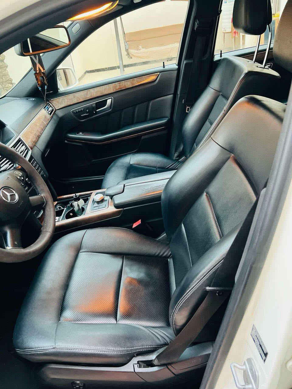 Mercedes-Benz E350
مارسيدس E350 2012 

محرك 3500 مو 3000 

تو ويل وارد الماني 

الضرر بنيد اجة مصبوغ من المانيا بدون معجون على فحص 

وبارد بس نص الداير مال  جاملغ الخلفي اليمنة وعلى فحص سونار 

ماشية 115 الف ميل 

المواصفات:

شاشه كبيرة

ماوس شاشة

كشنات كهرباء

كشنات خزن

حزام امان كهرباء

تركشن تزحلق

ابواب ترحيب شعار مارسيدس

كير مثبت سرعه

داخل اسود مع تطعيم صاج

سماعات هارمن

اناره محيطيه داخليه بلادي

مري كهرباء

كاميره خلفيه دوارة

دعاميات AMG اصلي

دوس AMG اصلي  

كير مكينه تبريد صدر حدادية كلة جاهز

ادامه منضومه محرك

ادامه منضومه كاملة فلاتر وكير

السيارة نقصها دبلات امامية 
واعادة صبغ خشم البنيد 

السعر 160 وبيها مجال 

***********
