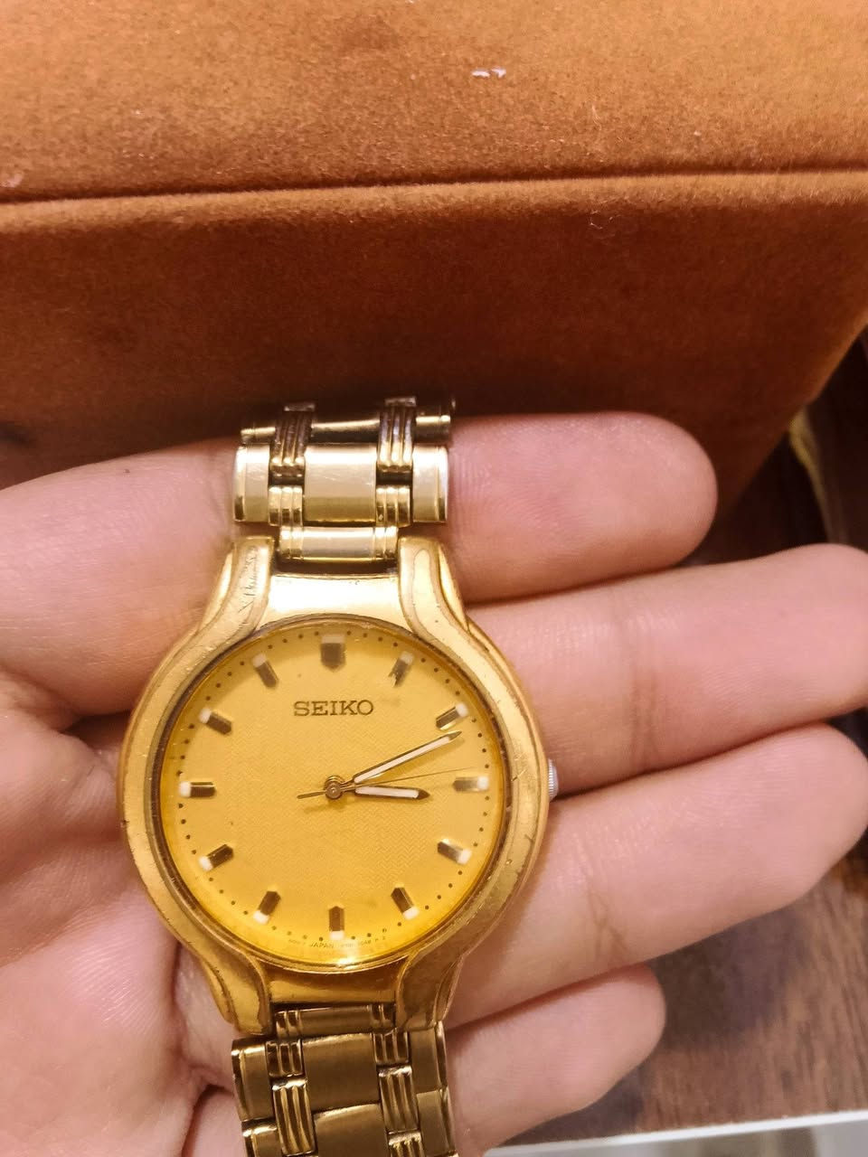 السلام عليكم ساعة سيكو قطر 35 طلاء ذهب


**إذا كنت صاحب هذا الإعلان وتريد حذفه لأي سبب، رجاءا أرسل رسالة إلى الدعم الفني**