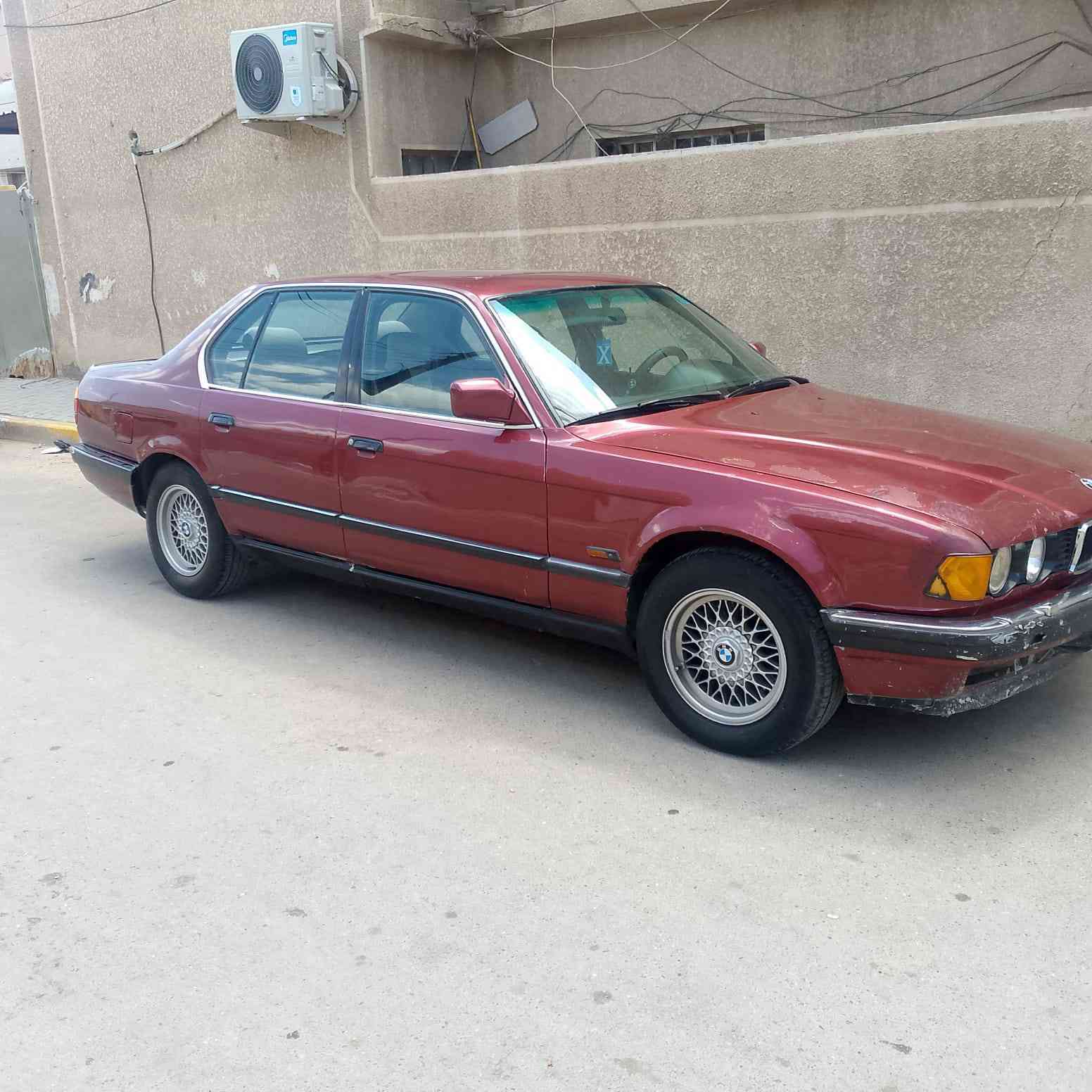 السلام عليكم 730  v8 محرك كير تخم تاير تبريد كهربائيات كلهه شغاله السعر 40 اوبيهه مجال مكاني بغداد الحسينيه ***********
