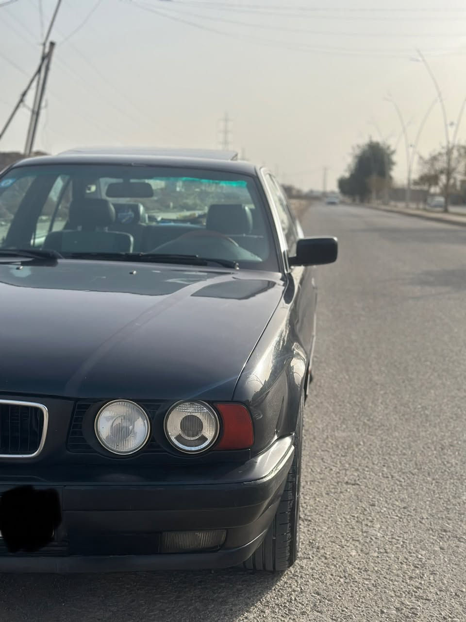 يا الله بسم الله 
بي ام 
موديل 1995 552 
كير ومحرك بالصندوق ترايها 200
تخم تاير جديد 
صدر امامي و خلفي جديد صار شهر من بدلته
السيارة فول وارد يابان تبريد ثلج تدفئة شغالة 
كشنات تدفئة 
لايت متحرك 
فتحة سقف 
جام بلادي كله مختم شعار BMW
السيارة ترايها ناعم جداً 
السعر ٧٥ ورقة 
رقم صلاح الدين 
العنوان صلاح الدين سامراء
 / ***********
***********
