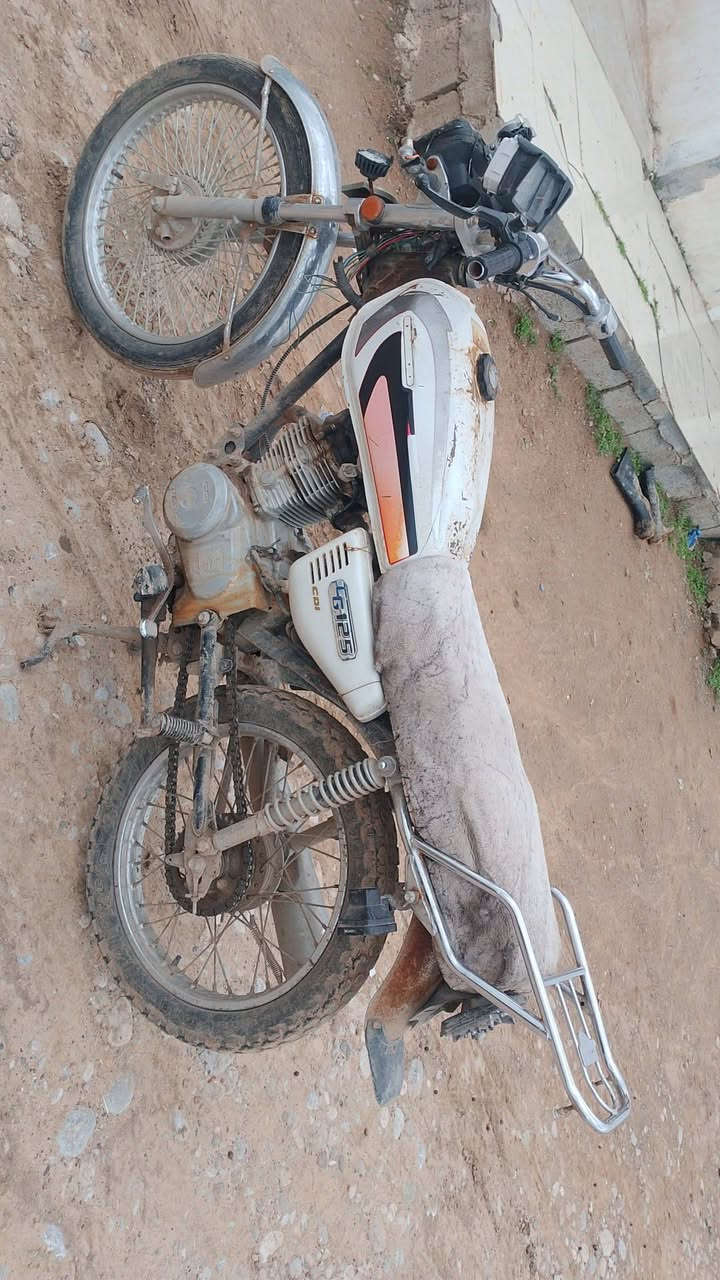 ماطور ايراني اربعه كير محرك درجه اوله عزم نار بدون كهربايات مكان قوشتبه السعر 175بي مجال


**إذا كنت صاحب هذا الإعلان وتريد حذفه لأي سبب، رجاءا أرسل رسالة إلى الدعم الفني**