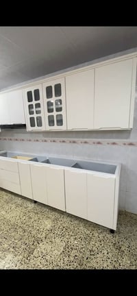 كاونتر • سطح كوارتز • هيكل الامنيوم