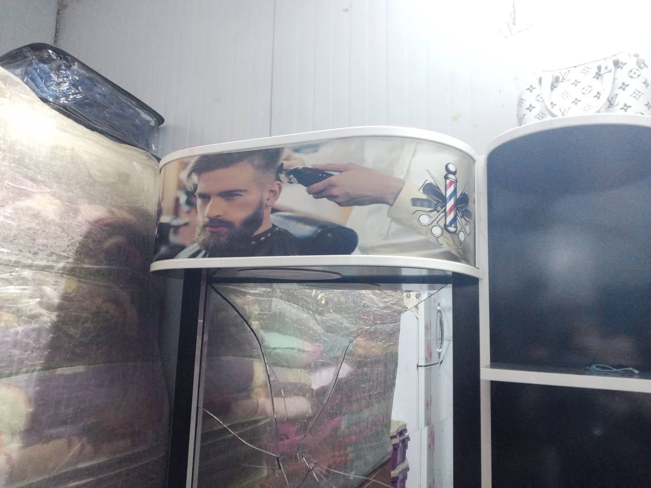 لبيع


**إذا كنت صاحب هذا الإعلان وتريد حذفه لأي سبب، رجاءا أرسل رسالة إلى الدعم الفني**