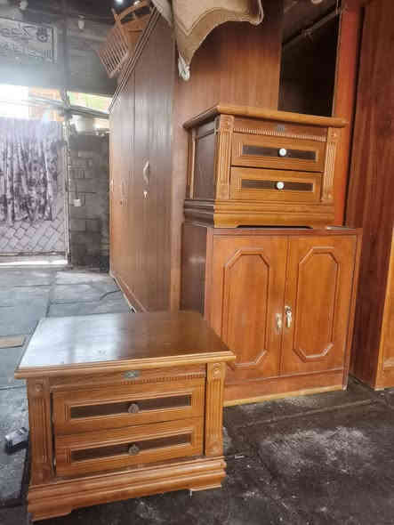 سلام عليكم كومديات أنضاف للبيع الواحد ب 30الف بس الجبير ب50الف وبيهن مجال مكاني عمارة الأربع سايدات مال مغربة ونهاوند قرب الدائرة مال كهرباء رقم الهاتف ***********
