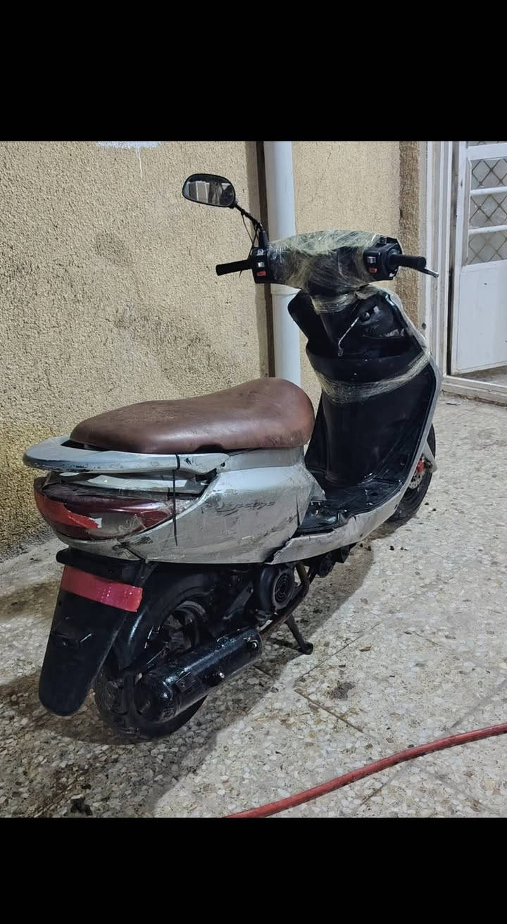 السلام عليكم عندي بريز للبيع موديل 2019 الدراجه قبل شهر مجفته ويا تجفيت كابريتر وكلج امامي بنفس اليوم التجفيت وره سبوع من تجفيت انكطع عندي قايش مال هندر وانعوووج الكلنك من جهه الملف ويرادلها ضفيره مال كهرباء السعر 150 الففف للاستفسار ***********

الدراجه لا يوجد بها اوراق على المكاتبه اكاتبك عليها***
