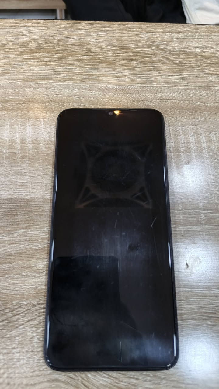 سلام عليكم جهاز انفنكس هوت 30 بلي ذاكرة,128 جهاز مرتب كلشي ممبدل بي بس ضهرة شوي تعبان السعر 100 وبي مجال استفسار خاص أو *********** اتصال +واتساب
