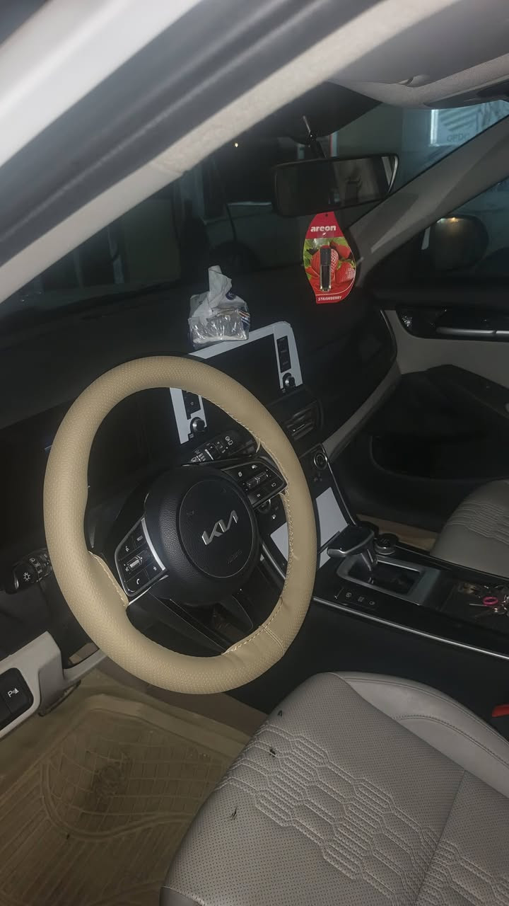 كيا سليتوز 24 كفاله عامه
خليجيه محرك ١٦٠٠ دبل نوزل 
فول ما عدا البانوراما 
ماشيه ١٩ الف كامله دوشمه ارضيه وتخم تاير 
رقم بغداد تحويل مباشر
العنوان ذي قار 
***********
