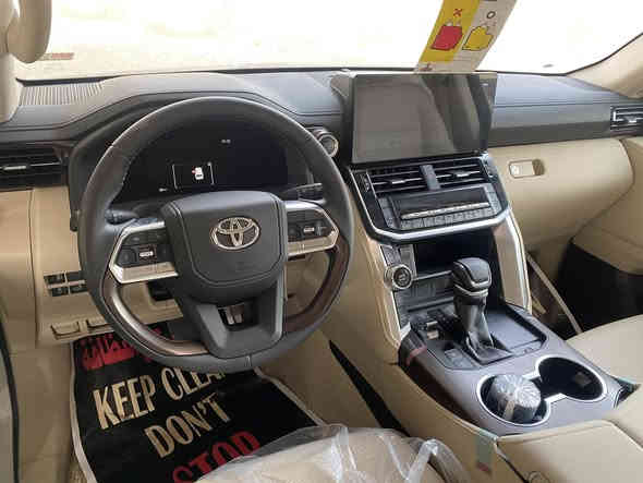 سلام عليكم 
يتوفر لاندكروز  
ضمان شركة ساز
موديل 2025
معرض خيرات بغداد المركزي بغداد الوزيريه مقابل المجمع العلمي 
الاستفسار 
ابو تماره ***********
حسن ***********
