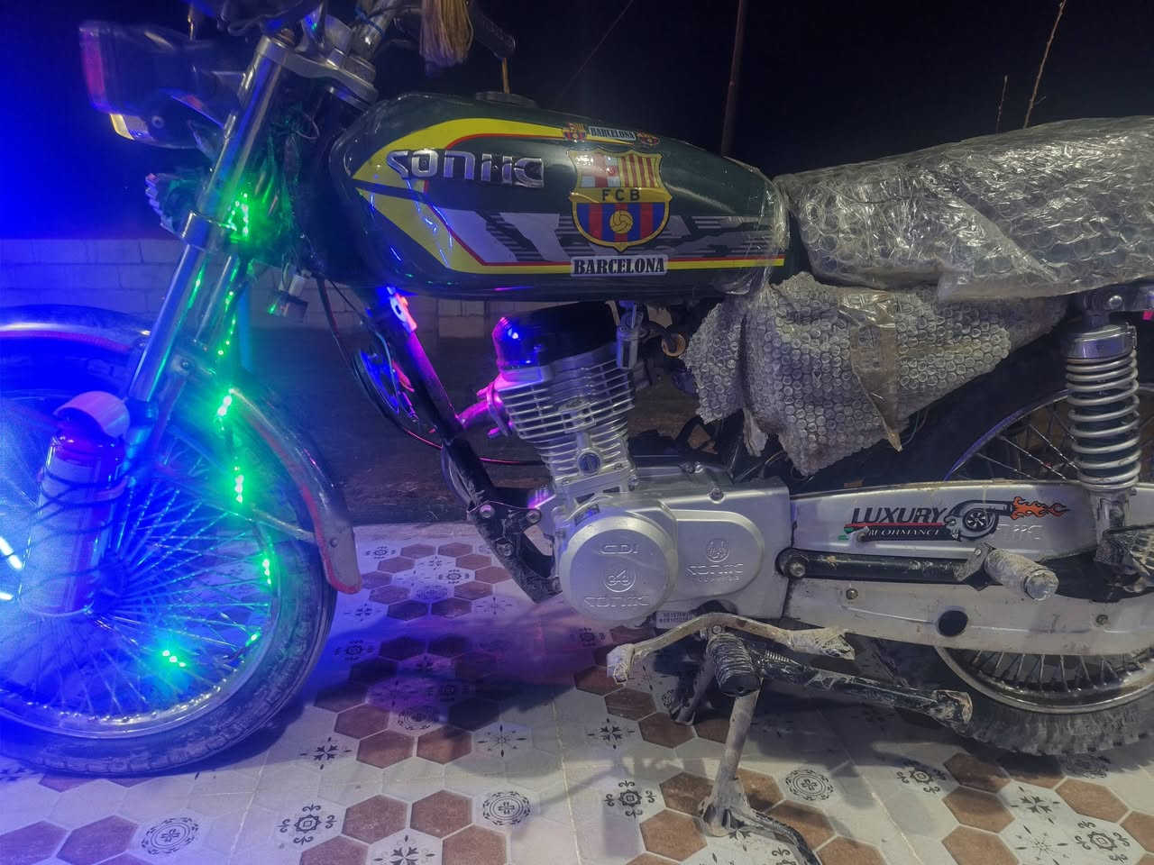 سلام عليكم ورحمة الله  دراجة نارية البيع دراجة حلوه  4كير مكان ديالى سعر التوصيل على لرقم ‏‪***********‬‏ محرك خير من الله
