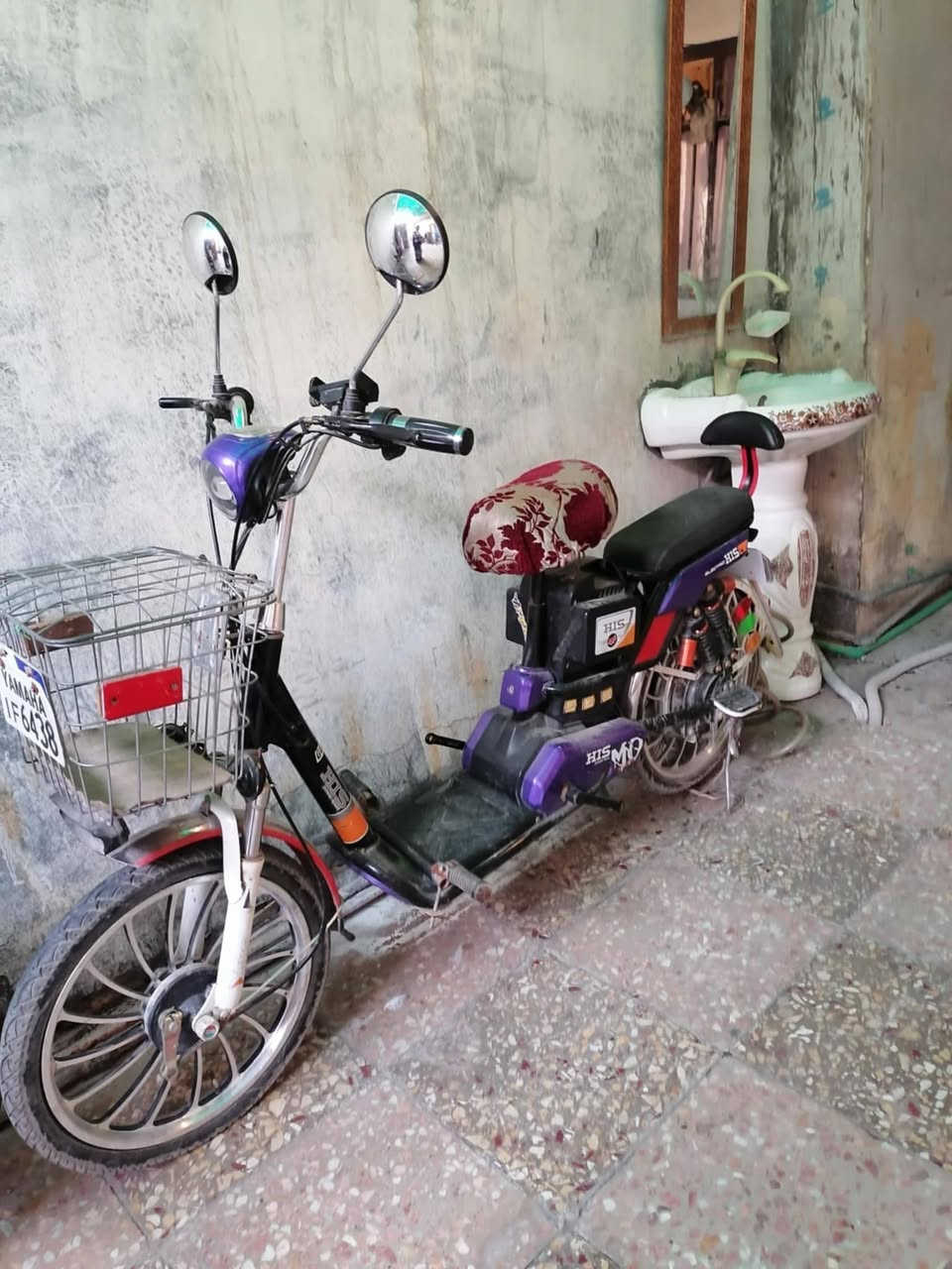 دراجه شحن نظافه 100 من 100 حجم 20 السعر 150 المكان بغداد مدينه الصدر ***********
