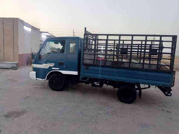 السلام عليكم للبيع كيه ام عيون 2002ادوات كفاله عامه كير ومحرك شرط السعر 27ورقه وبيه مجال المكان تكريت البوعجيل الناعمه  الستفسار اتصال رقم  ***********
